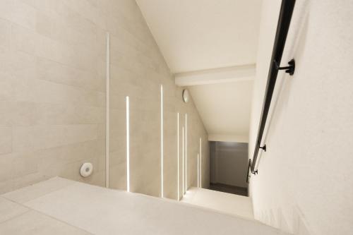 Ένα μπάνιο στο Nest Inn Bouclé Apartment