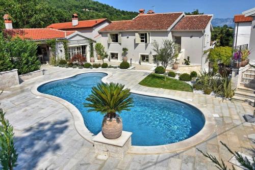 Villa Zita with private pool and sauna