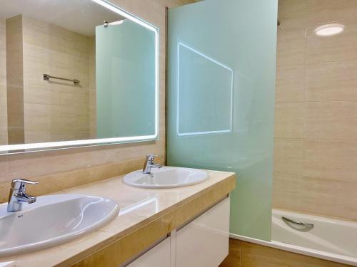 Koupelna v ubytování Townhouse with Ocean View