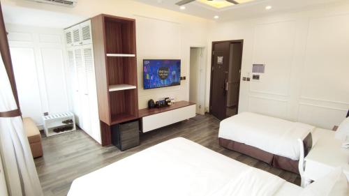Μια τηλεόραση ή/και κέντρο ψυχαγωγίας στο Halong Lavender Hotel