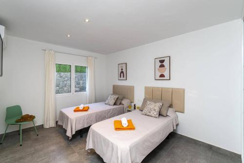 Villa Aqualava 1 by Villa Plus