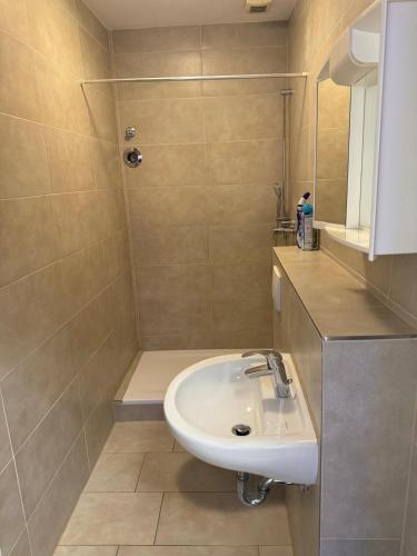 Ένα μπάνιο στο Exclusive City Studios im Herzen von Bielefeld - WIfi