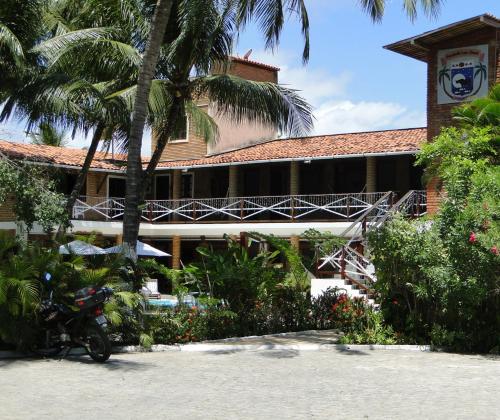 Taman di luar Pousada Lua Cheia