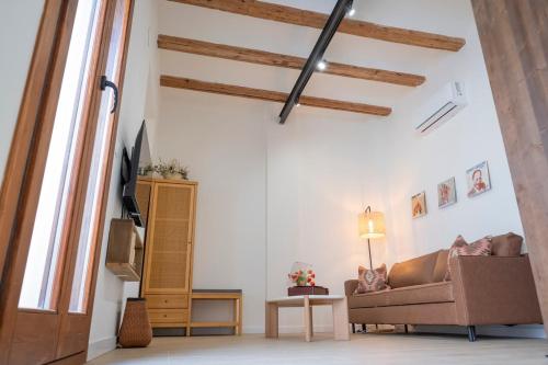 Apartamento con patio playa cabanyal