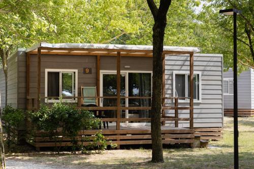 Сад в New Campsite in Camping Ca' Savio