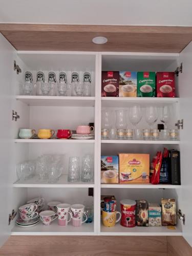 Apartman PETRA QUEENにあるコーヒーまたはお茶
