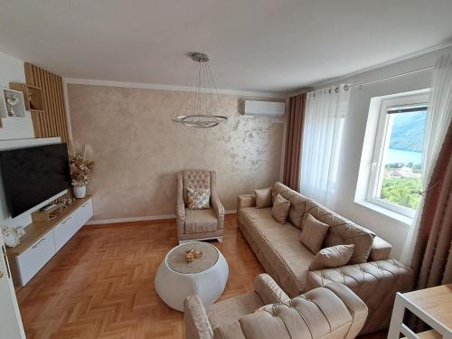 Apartman PETRA QUEENにあるテレビまたはエンターテインメントセンター