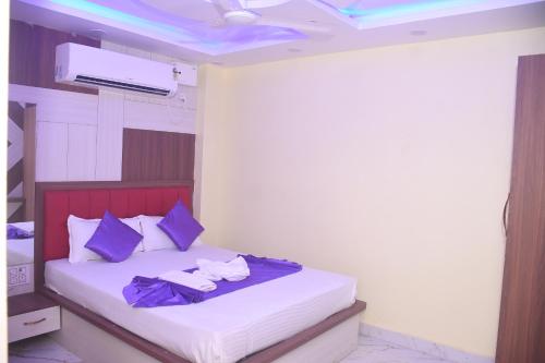 Postel nebo postele na pokoji v ubytování Hotel central point