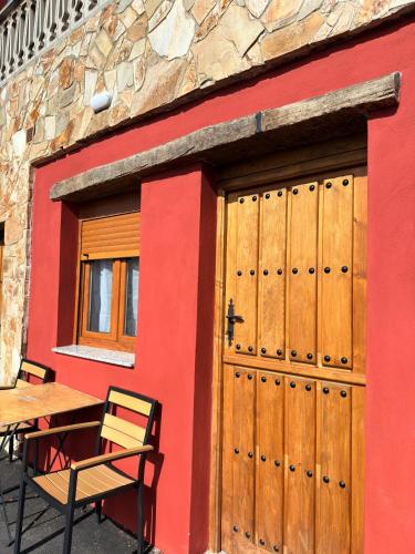 Gambar di galeri bagi Alojamiento con finca en Gijón di Caravedo