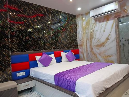 Postel nebo postele na pokoji v ubytování Hotel central point