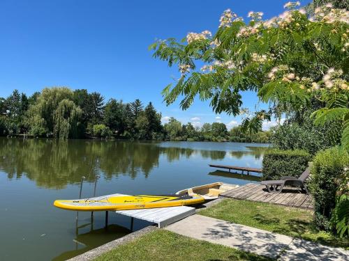 Két Fenyőfa Vendégház Vízparti Nyaraló