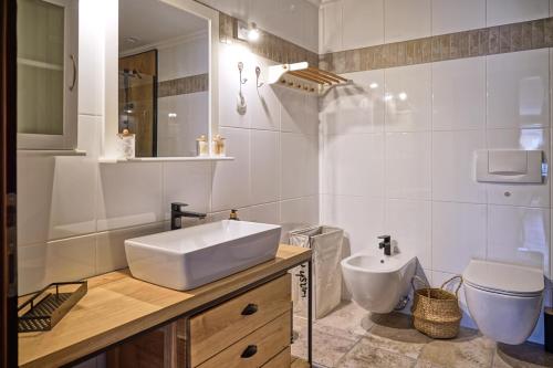 Koupelna v ubytování Apartmaji Remsova