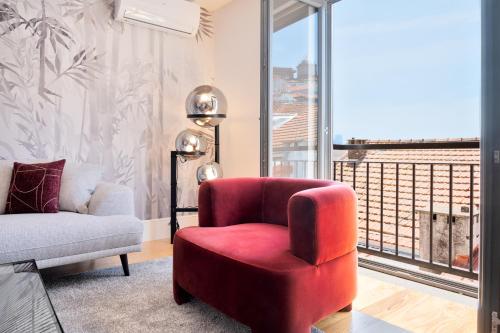 Flores Gem 3BR Duplex Central Porto