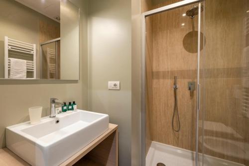 Duomo Apartments B Home - Quiet Two Bedrooms & Bathroom