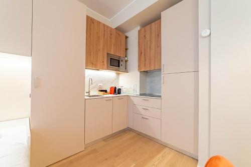 5' from Corso Sempione Elegant studio apartment