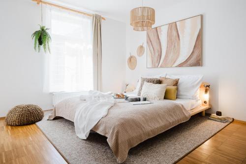 Prague Days - Studio with Workspace by TV Tower in Žižkov