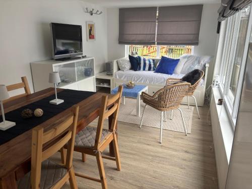 Sundhagen-NiederhofにあるFerienwohnung am Strelasundのギャラリーの写真