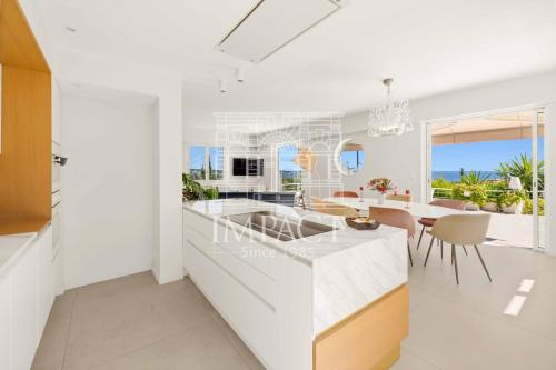 Ref 2182 - Seasonal rental in Golfe-Juan - Villa 190 m