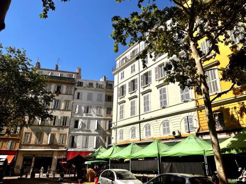 NOAILLES plein coeur du centre ville Marseille photo 11