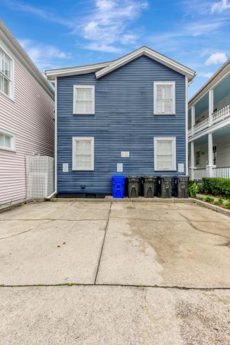 Gallery image of Retreat on Spring, Unit A in Charleston