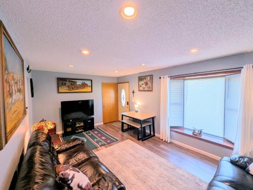 Foto dalla galleria di By State Fair 5 bedrooms 2 baths a Des Moines