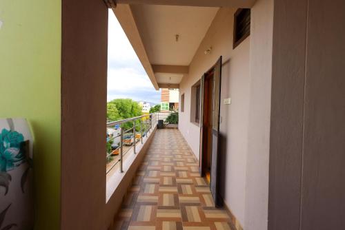 Gambar di galeri bagi SBHS Homestay - Garudadri - Tirupati Bus Stand di Tirupati