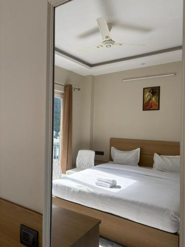 Postel nebo postele na pokoji v ubytování Hotel Abline the Oaks