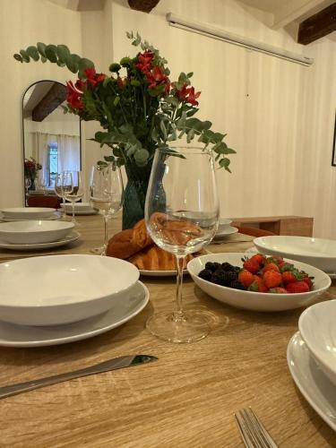 Makanan di atau berdekatan apartmen