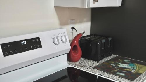Una cocina o zona de cocina en The Vineyard