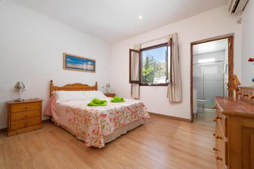 Villa Luna, beach and pool