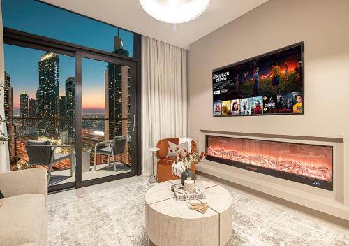 Luxury Burj Crown Suites by Maison Aurora