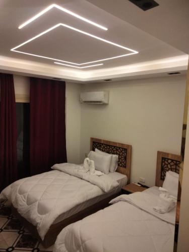 Gallery image of Continental Pyramids Hotel & Roof Top in Cairo