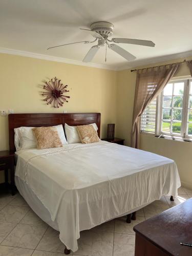 Katil atau katil-katil dalam bilik di Luxury Guesthouse And Rooms The Lagoons