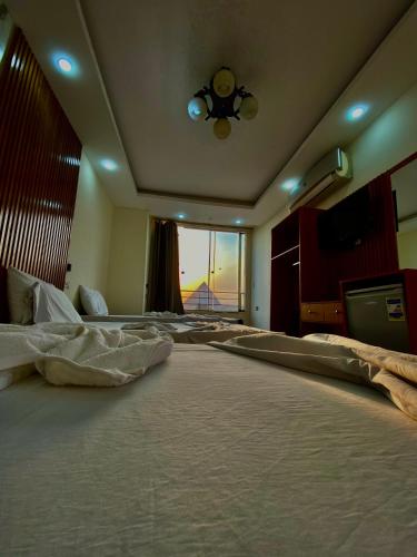 Gallery image of Continental Pyramids Hotel & Roof Top in Cairo