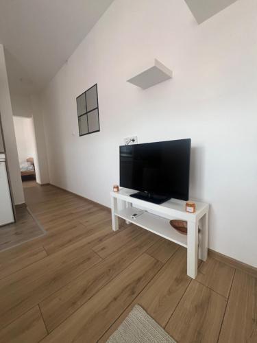 Gallery image of Tesla centar free parking in Vranje