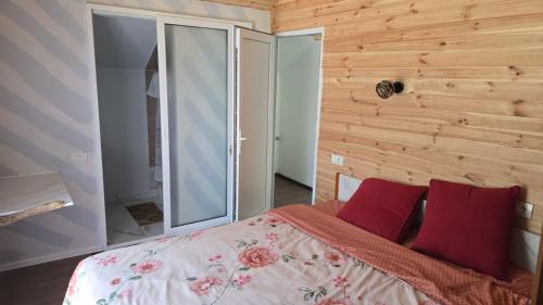 Lova arba lovos apgyvendinimo įstaigoje Chalet Panoramic Maluri