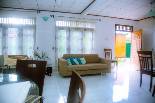 Un lugar para sentarse en Sakura Ocean View Mirissa