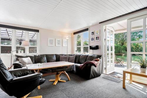 Afbeelding uit fotogalerij van 4714-Aakirkeby-Boderne-12 in Åkirkeby