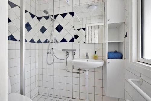 Ένα μπάνιο στο 2675-Nexo-H-C-Mollersvej-10