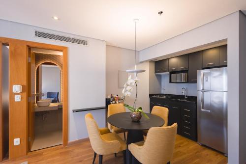 Cucina o angolo cottura di George V Casa Branca
