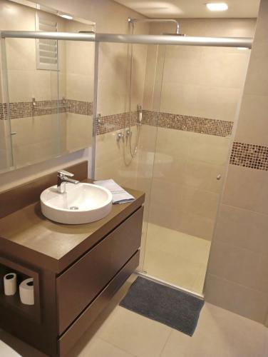 Bilik mandi di Saint Sebastian Flat 611 , até 3 pessoas, Duplex, no centro