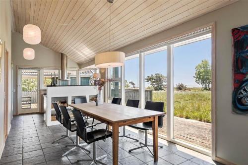 Fotografie z fotogalerie ubytování 1329-Aakirkeby-Holsteroddevej-23 v destinaci Vester Sømarken