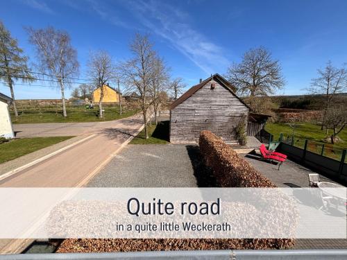 ビューリンゲンにあるPAULIS cozy 4-bedroom vacation home - with 4 bathrooms sun terrace & sauna, nice to hike & bike, to chil & meetのギャラリーの写真