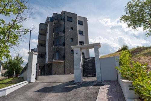 アパートメントが所在する建物
