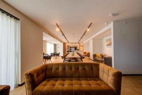 Coin salon dans l'établissement Land's End, Boutique Hotel