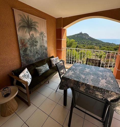 Appartement vue mer exceptionnelle Cap Estérel