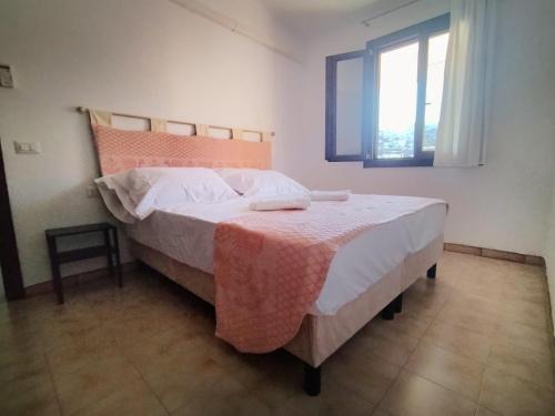 Кровать или кровати в номере Cactus Apartments - Sea View