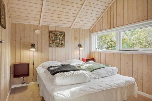 Ένα ή περισσότερα κρεβάτια σε δωμάτιο στο HA275-Hals-Bisnapvej-10