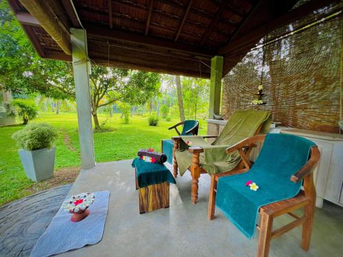 Jardín al aire libre en Ambarella Lodge - Katunayake