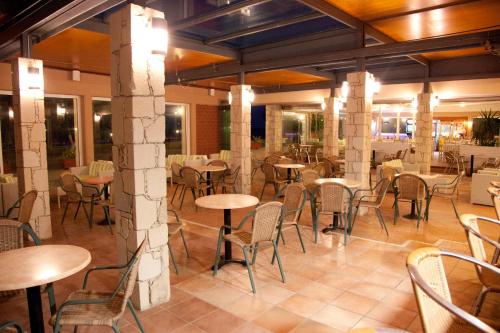 מסעדה או מקום אחר לאכול בו ב-Maleme Mare